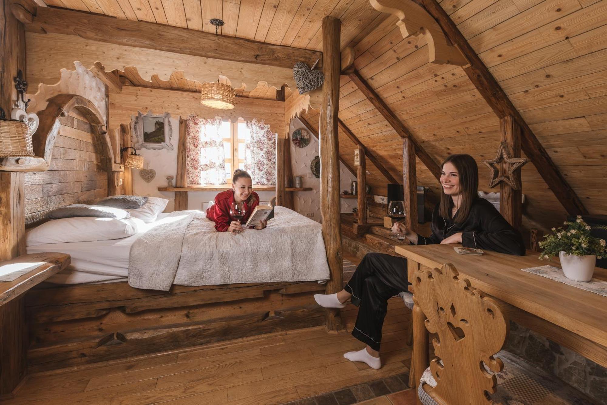 Old Bled House Hotel ภายนอก รูปภาพ